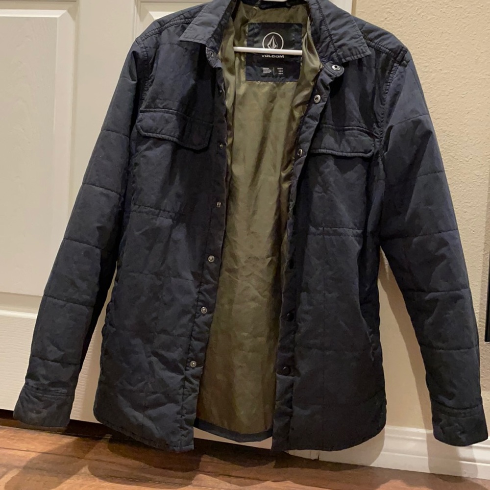 Men’s navy blue jacket. Size M.